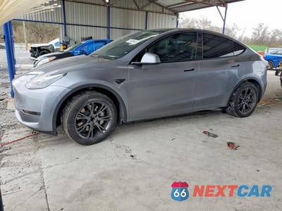 2024 TESLA MODEL Y 7SAYGDED5RA332516 - główne zdjęcie licytacji z USA - miniatura