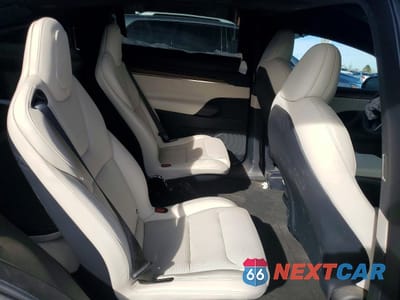 Zdjęcie 10 z 13 samochodu: 2023 TESLA MODEL X VIN:7SAXCBE53PF416192 - miniatura
