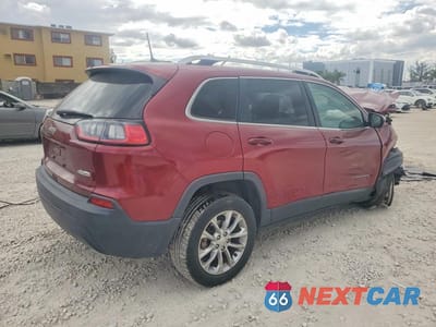 Trzecie zdjęcie samochodu z tyłu: 2019 JEEP CHEROKEE LATITUDE VIN:1C4PJLCBXKD160358 - miniatura