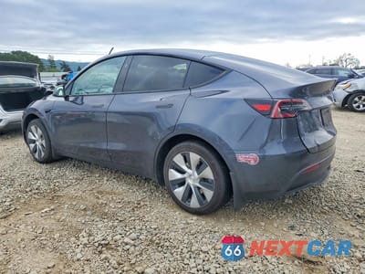 Drugie zdjęcie samochodu z przodu: 2023 TESLA MODEL Y VIN:7SAYGDED4PF971843 - miniatura