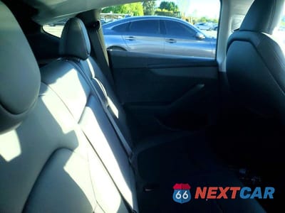 Zdjęcie 10 z 12 samochodu: 2026 TESLA MODEL Y VIN:7SAYGDED7TF459021 - miniatura