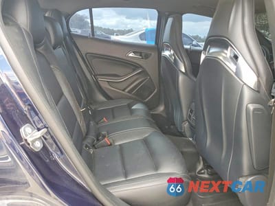 Zdjęcie 11 z 13 samochodu: 2018 MERCEDES-BENZ GLA 45 AMG VIN:WDDTG5CB2JJ475489 - miniatura