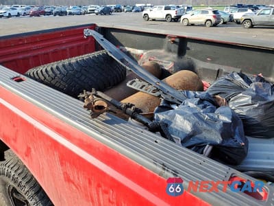 Zdjęcie 12 z 12 samochodu: 1999 FORD F250 SUPER DUTY VIN:1FTNX21L3XEA82874 - miniatura