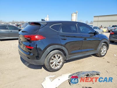 Trzecie zdjęcie samochodu z tyłu: 2019 HYUNDAI TUCSON SE VIN:KM8J23A48KU839354 - miniatura