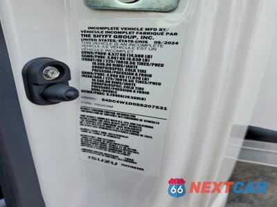 Zdjęcie 13 z 13 samochodu: 2025 ISUZU NPR HD VIN:54DC4W1D0SS207531 - miniatura