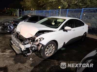 2015 FORD FUSION S 3FA6P0G78FR150980 - główne zdjęcie licytacji z USA - miniatura