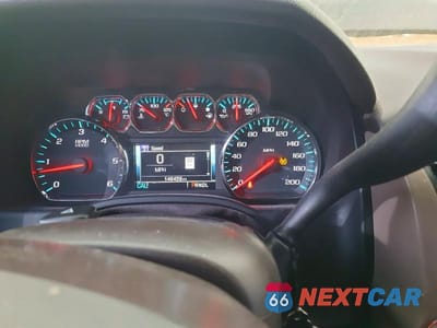 Zdjęcie 9 z 13 samochodu: 2018 GMC YUKON SLT VIN:1GKS2BKC4JR124294 - miniatura
