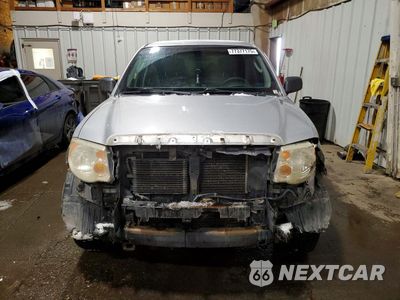 Piąte zdjęcie samochodu w środku: 2011 SUZUKI EQUATOR SPORT VIN:5Z61D0FV0BC413311 - miniatura
