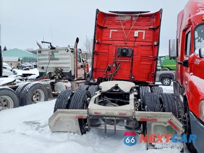 Czwarte zdjęcie samochodu z boku: 2024 VOLVO VN VNL VIN:4V4NC9EH8RN655883 - miniatura