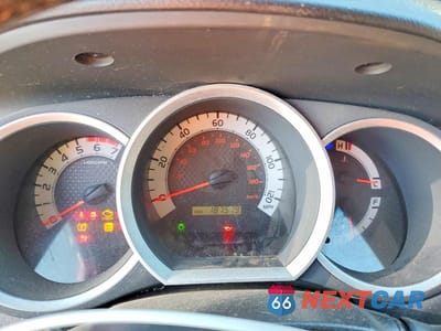 Zdjęcie 9 z 11 samochodu: 2013 TOYOTA TACOMA V6 VIN:5TFLU4EN1DX070777 - miniatura