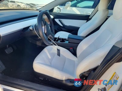 Zdjęcie 7 z 11 samochodu: 2019 TESLA MODEL 3 VIN:5YJ3E1EA3KF486779 - miniatura