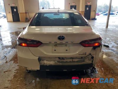 Zdjęcie 6 z 13 samochodu: 2022 TOYOTA CAMRY HYBRID LE VIN:4T1C31AK4NU575420 - miniatura