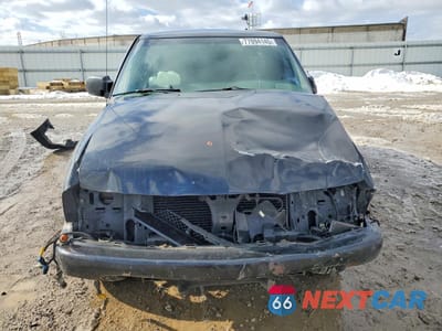 Piąte zdjęcie samochodu w środku: 2003 CHEVROLET BLAZER VIN:1GNCS18XX3K101867 - miniatura