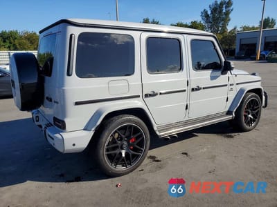 Trzecie zdjęcie samochodu z tyłu: 2022 MERCEDES-BENZ G 63 AMG VIN:W1NYC7HJ4NX436941 - miniatura