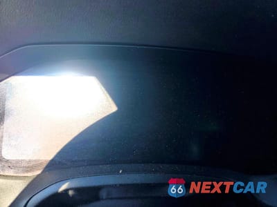 Zdjęcie 9 z 11 samochodu: 2019 BMW 330I VIN:3MW5R1J5XK8B00088 - miniatura