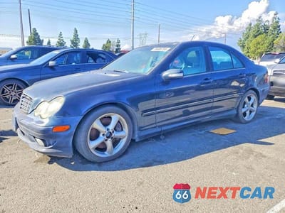 2005 MERCEDES-BENZ C 230K SPORT SEDAN WDBRF40J35F609124 - główne zdjęcie licytacji z USA - miniatura