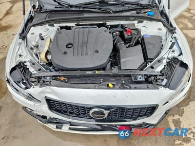 Zdjęcie 11 z 12 samochodu: 2024 VOLVO S60 PLUS VIN:7JRL12FL5RG315583 - miniatura
