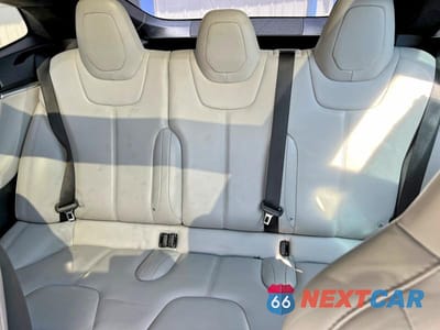 Zdjęcie 10 z 13 samochodu: 2016 TESLA MODEL S VIN:5YJSA1E28GF133929 - miniatura