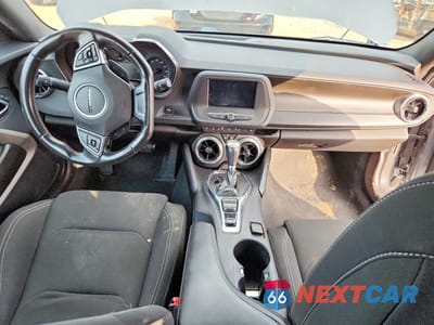 Zdjęcie 8 z 12 samochodu: 2020 CHEVROLET CAMARO LS VIN:1G1FB3DX0L0119306 - miniatura