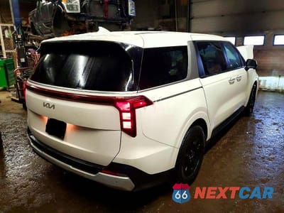 Trzecie zdjęcie samochodu z tyłu: 2025 KIA CARNIVAL LX VIN:KNDNB5K38S6483015 - miniatura