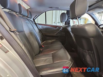 Zdjęcie 10 z 12 samochodu: 2001 MERCEDES-BENZ E 320 VIN:WDBJF65J51B298900 - miniatura