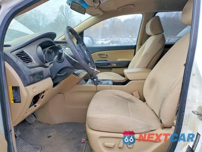 Zdjęcie 7 z 12 samochodu: 2016 KIA SEDONA LX VIN:KNDMB5C19G6113952 - miniatura