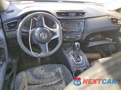 Zdjęcie 8 z 13 samochodu: 2020 NISSAN ROGUE S VIN:5N1AT2MT9LC730807 - miniatura