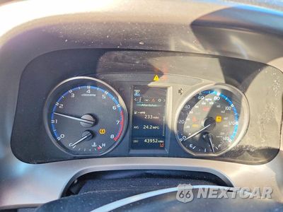 Zdjęcie 9 z 14 samochodu: 2018 TOYOTA RAV4 LE VIN:JTMZFREV0JJ192546 - miniatura