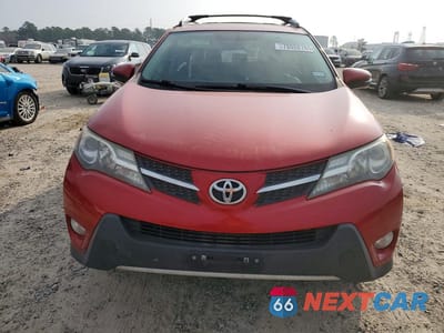 Piąte zdjęcie samochodu w środku: 2014 TOYOTA RAV4 XLE VIN:JTMWFREV7EJ007353 - miniatura