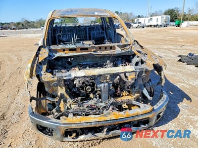 Piąte zdjęcie samochodu w środku: 2019 NISS TITAN SV VIN:1N6AA1E51KN522666 - miniatura