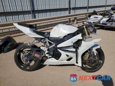 2004 SUZUKI GSX-R600 K JS1GN7CA642110827 - główne zdjęcie licytacji z USA - miniatura