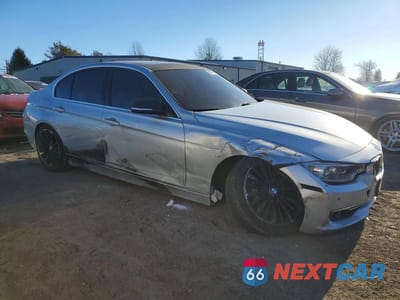 Czwarte zdjęcie samochodu z boku: 2015 BMW 335 XI VIN:WBA3B9C53FF589292 - miniatura