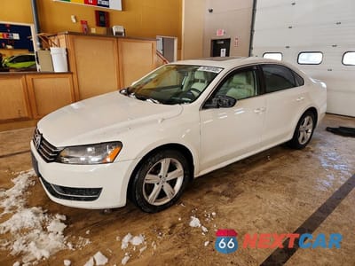 2012 VOLKSWAGEN PASSAT SE 1VWBP7A34CC096365 - główne zdjęcie licytacji z USA - miniatura