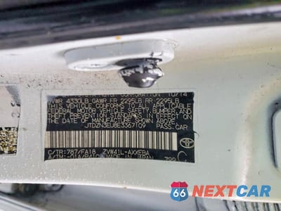 Zdjęcie 13 z 13 samochodu: 2014 TOYOTA PRIUS VIN:JTDZN3EU8E3367109 - miniatura