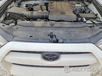 Zdjęcie 12 z 13 samochodu: 2015 TOYOTA 4RUNNER SR5 PREMIUM VIN:JTEBU5JR9F5246818 - miniatura