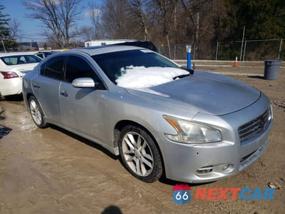 Czwarte zdjęcie samochodu z boku: 2010 NISSAN MAXIMA 3.5 S VIN:1N4AA5AP6AC821460 - miniatura