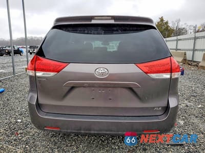Zdjęcie 6 z 13 samochodu: 2011 TOYOTA SIENNA XLE 8-PASSENGER VIN:5TDYK3DC8BS166088 - miniatura