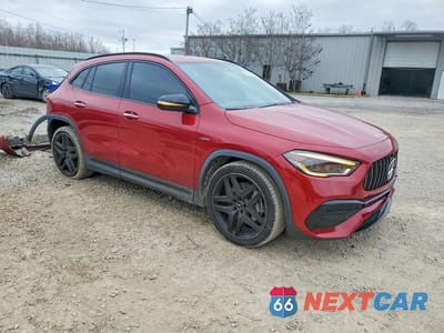 Czwarte zdjęcie samochodu z boku: 2023 MERCEDES-BENZ GLA 35 AMG VIN:W1N4N5BB2PJ465844 - miniatura