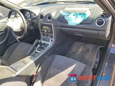 Zdjęcie 8 z 12 samochodu: 2004 MAZDA MX-5 MIATA BASE VIN:JM1NB353940403209 - miniatura