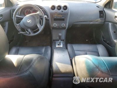 Zdjęcie 8 z 12 samochodu: 2010 NISSAN ALTIMA BASE VIN:1N4AL2AP4AC106833 - miniatura