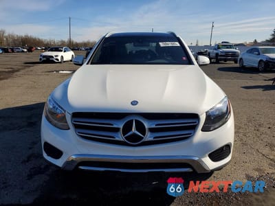 Piąte zdjęcie samochodu w środku: 2017 MERCEDES-BENZ GLC 300 4MATIC VIN:WDC0G4KB4HF162069 - miniatura