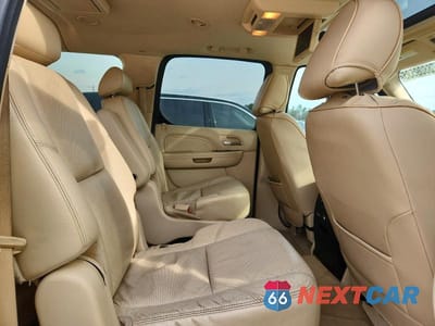 Zdjęcie 11 z 13 samochodu: 2008 CADILLAC ESCALADE ESV VIN:1GYFK66848R224782 - miniatura