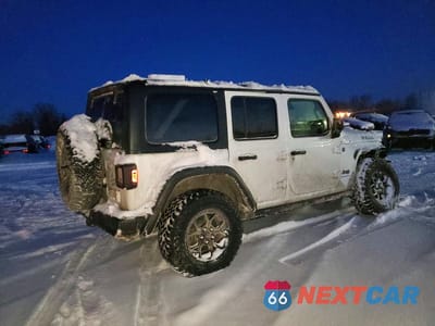 Trzecie zdjęcie samochodu z tyłu: 2025 JEEP WRANGLER SPORT 4XE VIN:1C4RJXN66SW595964 - miniatura