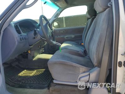 Zdjęcie 7 z 12 samochodu: 2000 TOYOTA TUNDRA ACCESS CAB VIN:5TBRT3413YS105538 - miniatura