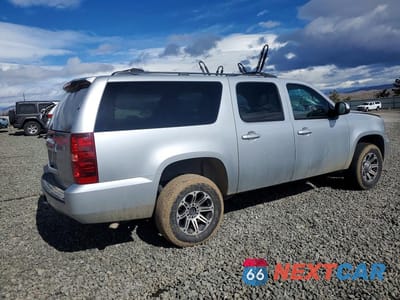 Trzecie zdjęcie samochodu z tyłu: 2012 CHEVROLET SUBURBAN K1500 LT VIN:1GNSKJE71CR294501 - miniatura