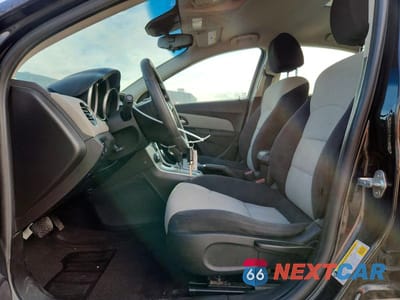 Zdjęcie 7 z 12 samochodu: 2014 CHEVROLET CRUZE LS VIN:1G1PA5SHXE7214383 - miniatura
