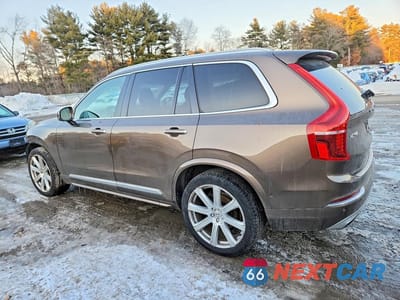 Drugie zdjęcie samochodu z przodu: 2017 VOLVO XC90 T6 VIN:YV4A22PL5H1166267 - miniatura