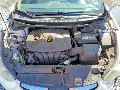 Zdjęcie 11 z 12 samochodu: 2013 HYUNDAI ELANTRA GLS VIN:5NPDH4AE6DH240481 - miniatura