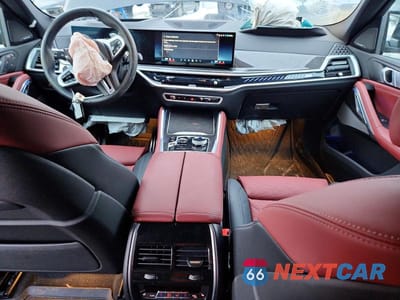 Zdjęcie 8 z 12 samochodu: 2025 BMW X6 M60I VIN:5UX43EX05S9Z23065 - miniatura
