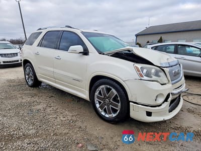 Czwarte zdjęcie samochodu z boku: 2012 GMC ACADIA DENALI VIN:1GKKVTED4CJ420709 - miniatura